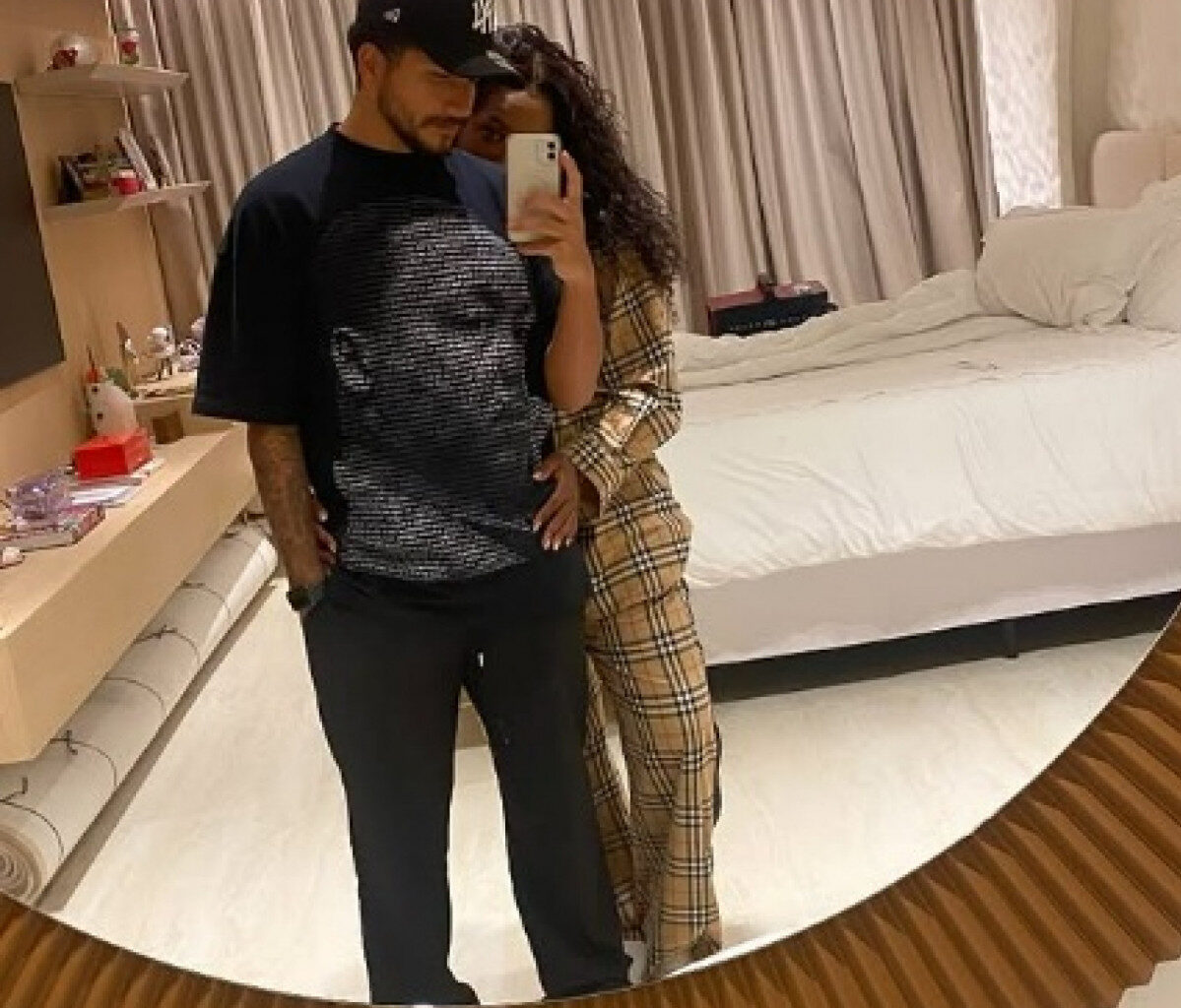 Yuri Lima se declara para Iza: 'Te amo tanto' | Celebridades