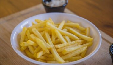 Aquela porção de batata pode parecer apetitosa, mas excesso pode significar problemas -  (crédito: Pixabay/Engin_Akyurt)