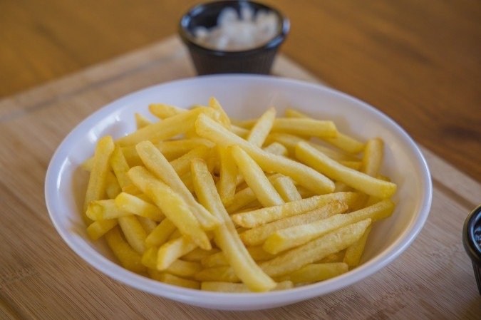 Aquela porção de batata pode parecer apetitosa, mas excesso pode significar problemas -  (crédito: Pixabay/Engin_Akyurt)