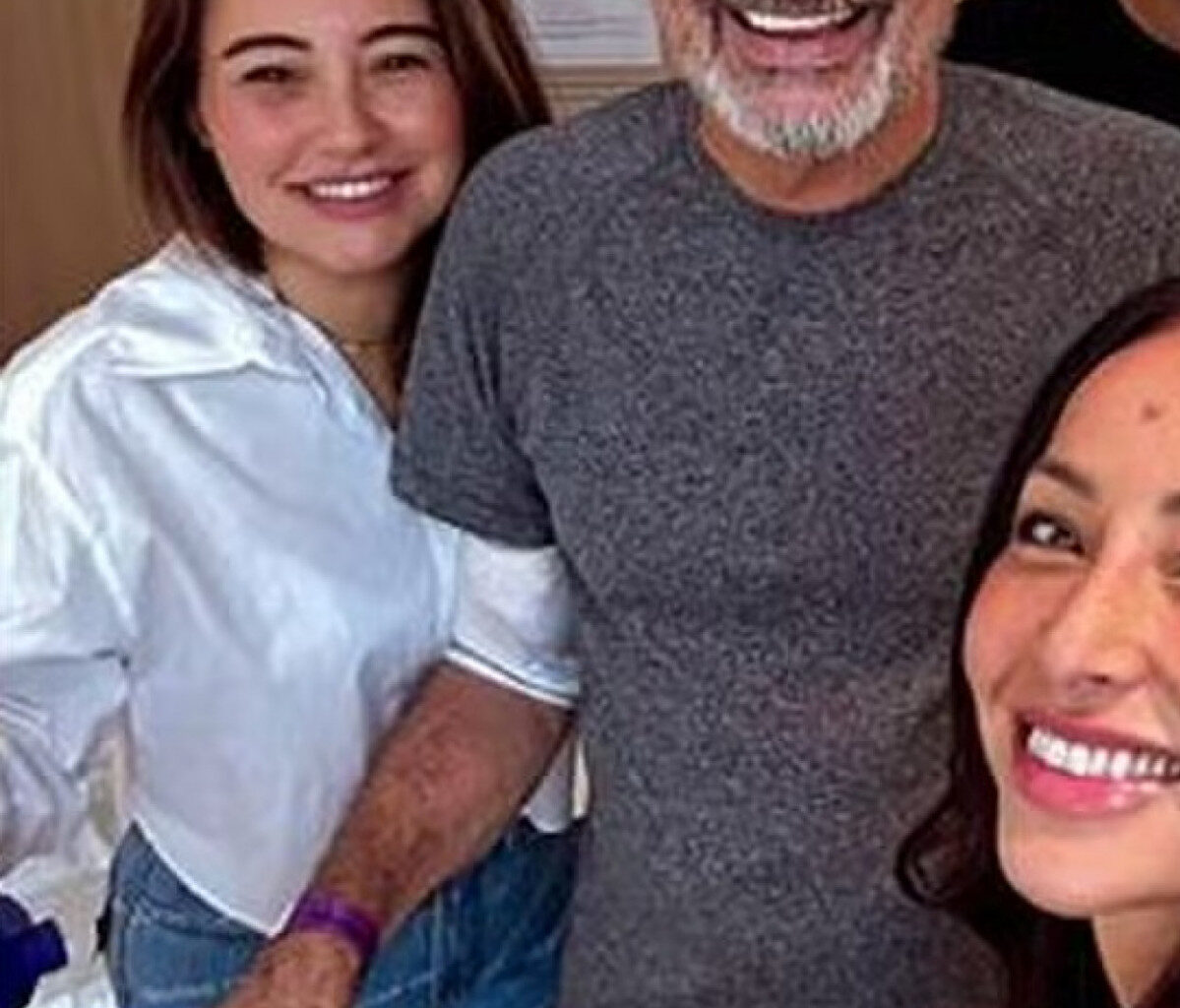 Sabrina Sato pede orações ao pai que passou por cirurgia | Celebridades