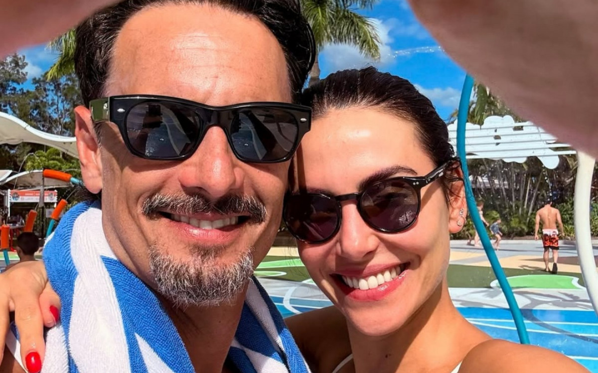 Mel Fronckowiak se declara para Rodrigo Santoro em aniversário: 'Juntos' | Daniel Nascimento