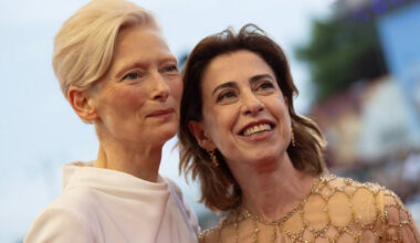 Fernanda Torres e Tilda Swinton chamam atenção ao se reencontrarem no Festival de Veneza | Celebridades