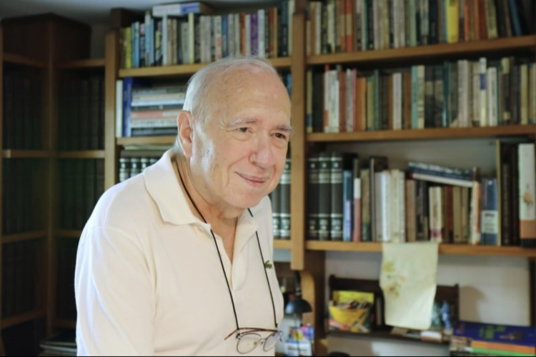 Luis Fernando Verissimo é internado em UTI de Porto Alegre