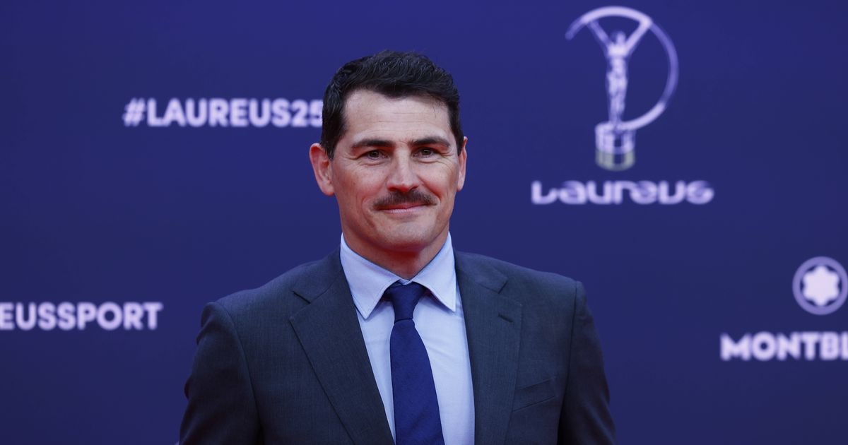 «Casillas é um velho de 44 anos que não toma banho todos os dias»