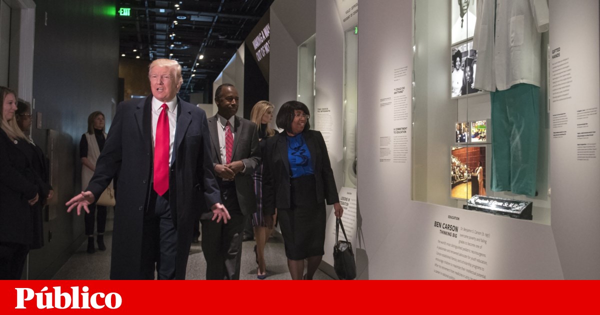 Numa exposição sobre destituições, museu Smithsonian retira referência a Trump | Donald Trump