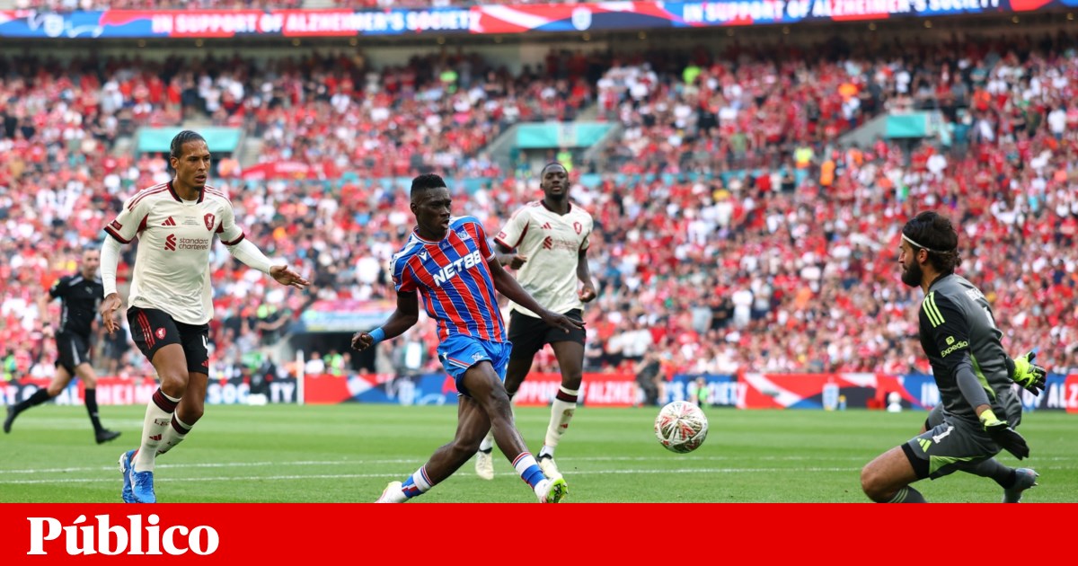 Supertaça inglesa: o segundo grande troféu do Palace só demorou três meses | Futebol internacional