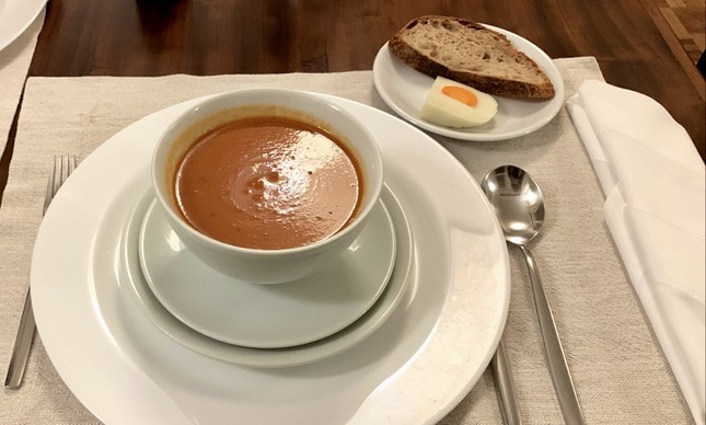 Sopa de tomate também é uma opção — Foto: Divulgação