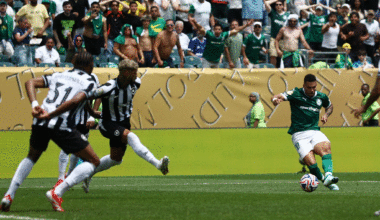 Adeptos atacam centro de treinos do Palmeiras com “bombas e petardos” | Futebol