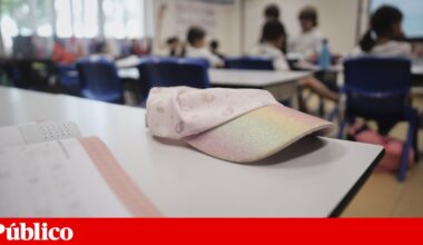 Governo lança campanha para atrair professores e lembra que salário ronda 1700 euros | Educação