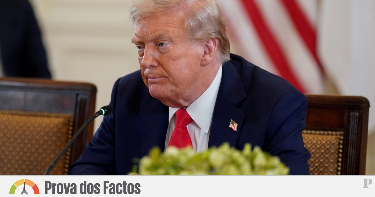 Trump diz que EUA são “o único país” com voto por correspondência. É falso | Falso
