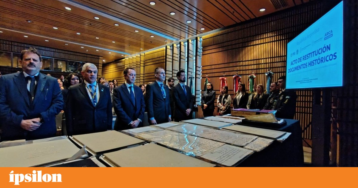 Argentina devolve a Portugal missal romano roubado do Palácio Nacional de Sintra | Património