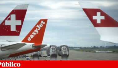 Passageiro português tenta invadir cabine do piloto num voo entre Lyon e Porto | EasyJet