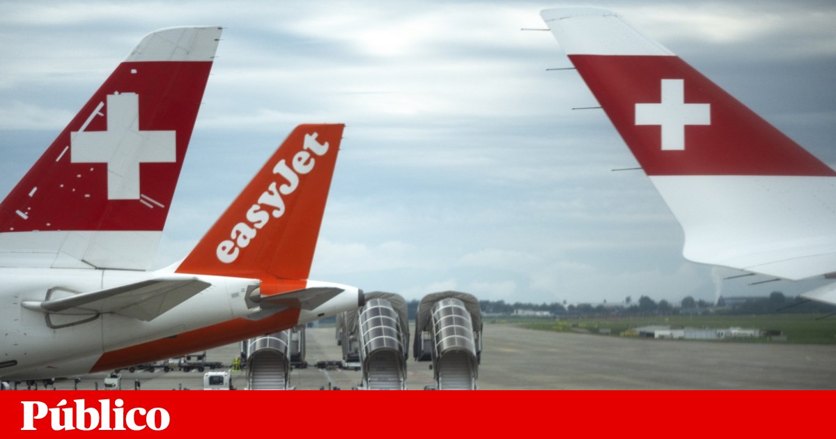 Passageiro português tenta invadir cabine do piloto num voo entre Lyon e Porto | EasyJet