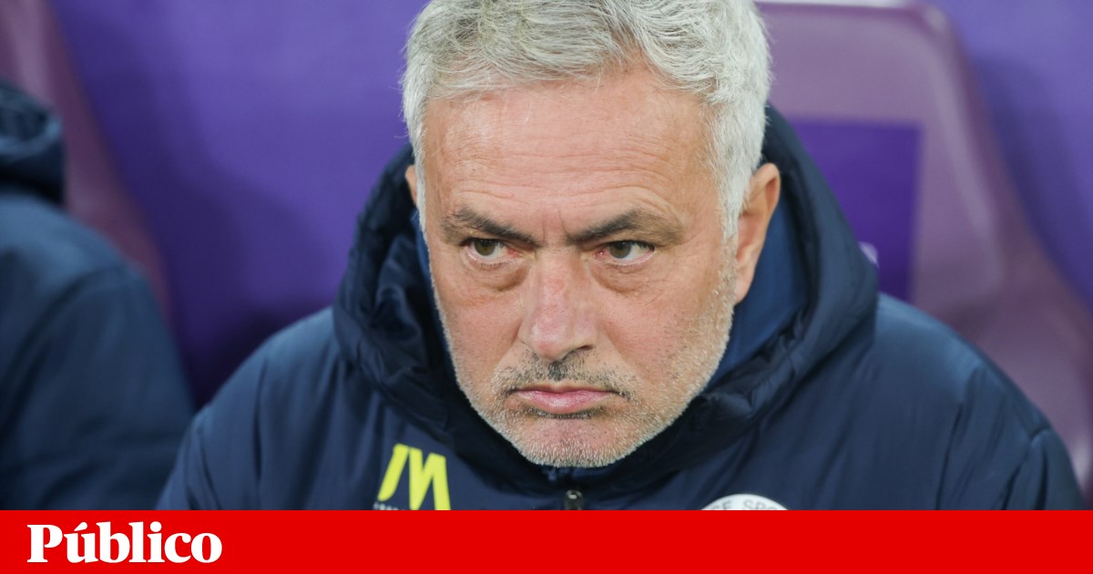 José Mourinho despedido do Fenerbahçe | Turquia
