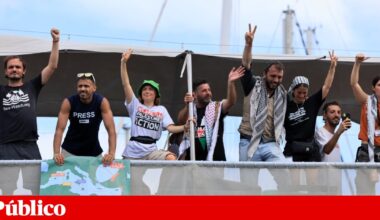 Primeiros barcos da flotilha humanitária partiram de Barcelona rumo a Gaza | Espanha