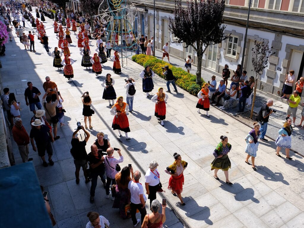 Viana: assim foi o desfile da mordomia na romaria d'agonia