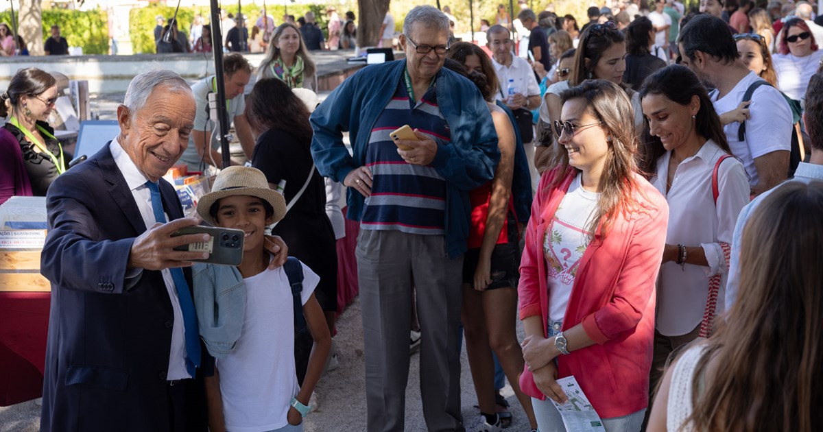 Terceiro dia da Festa do Livro em Belém