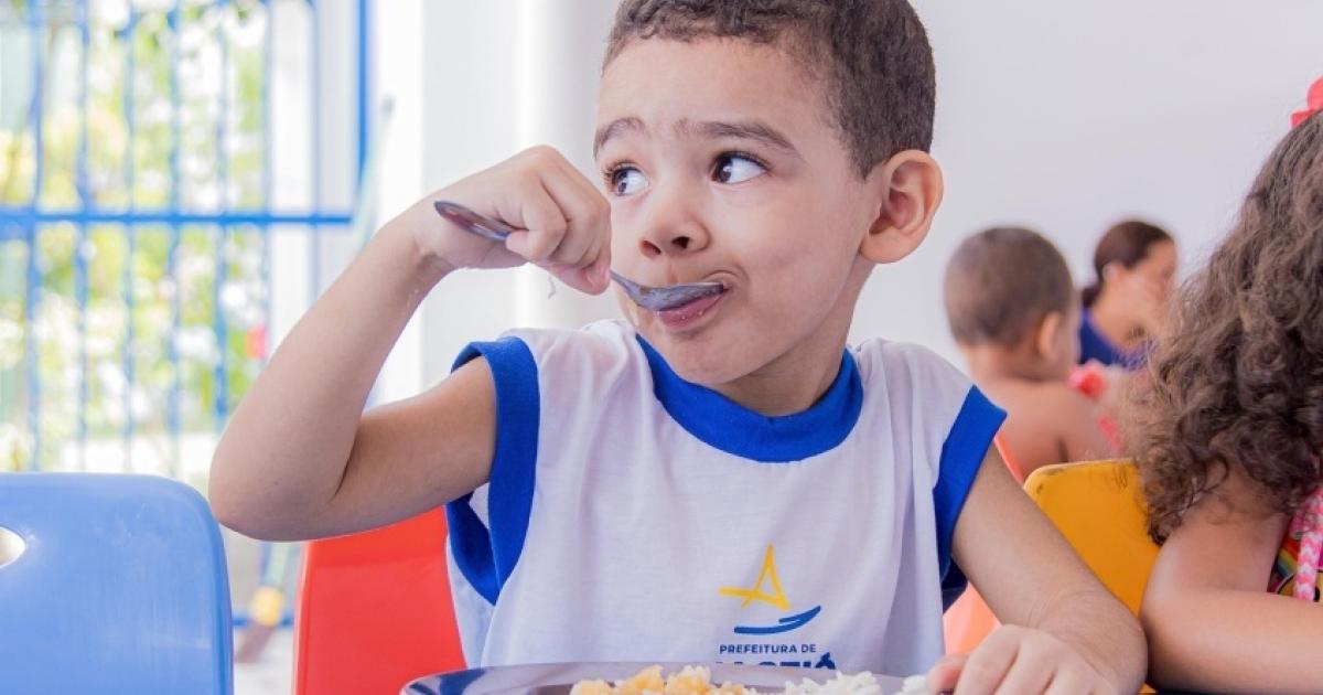 Prefeitura de Maceió | Nutricionistas garantem alimentação saudável a…