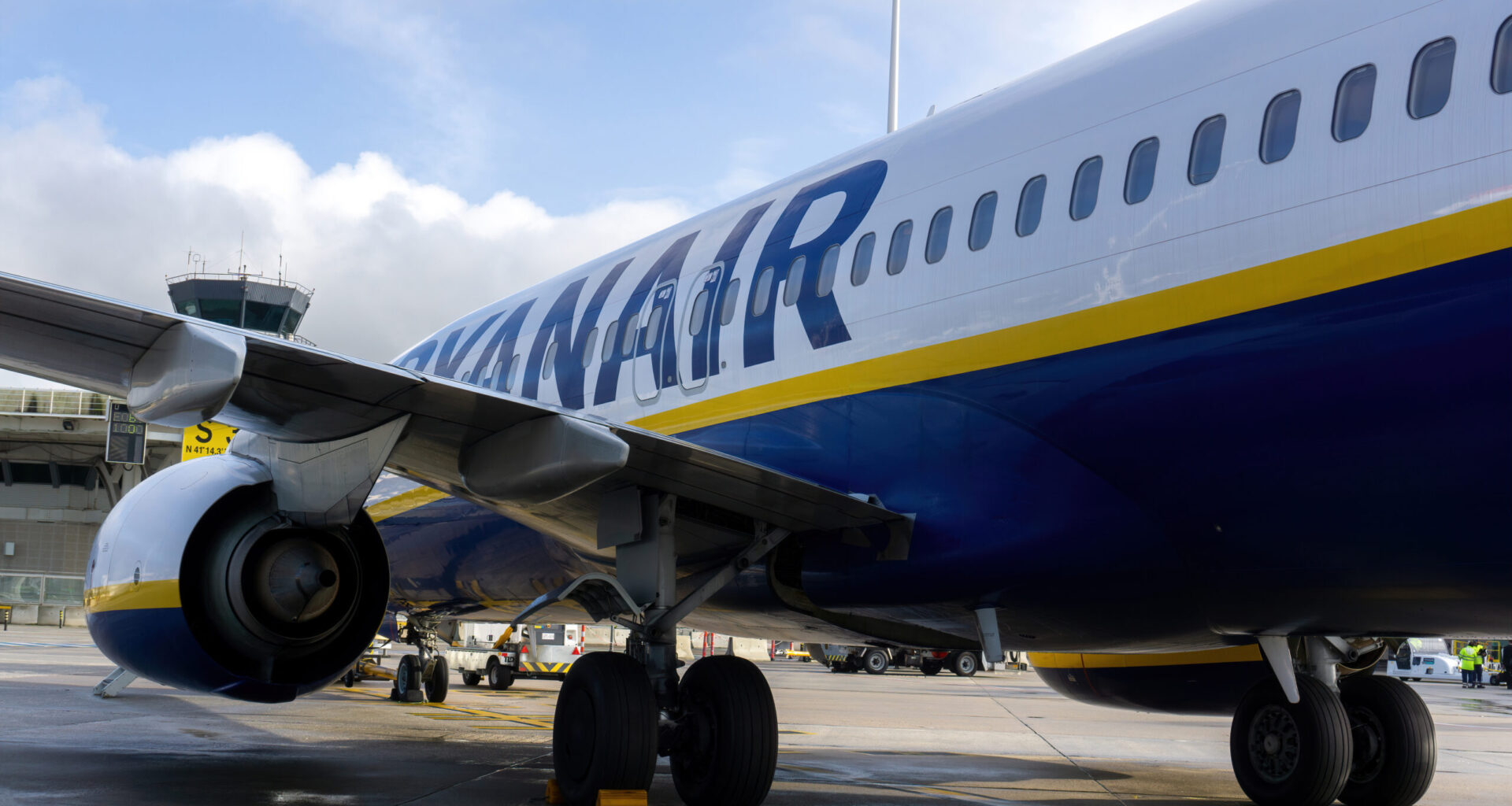 "Voem noutras companhias, não vos queremos!": Ryanair deixa mensagem polémica sobre política de bagagem e diz não pedir desculpa
