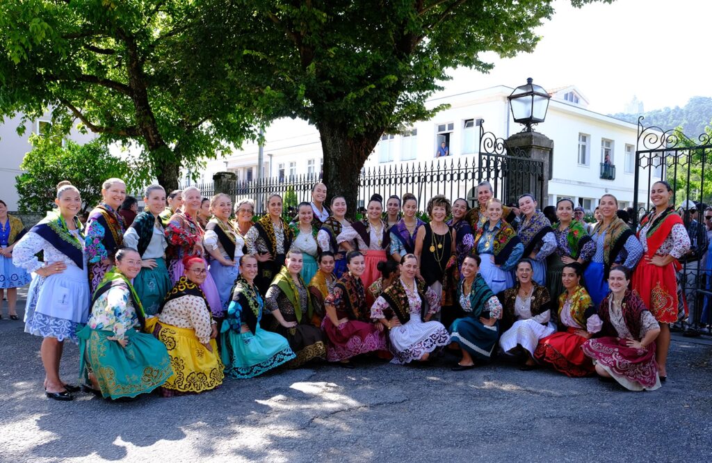 Viana: assim foi o desfile da mordomia na romaria d'agonia