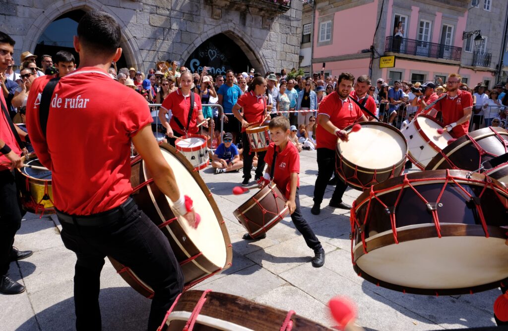Viana: assim foi o desfile da mordomia na romaria d'agonia
