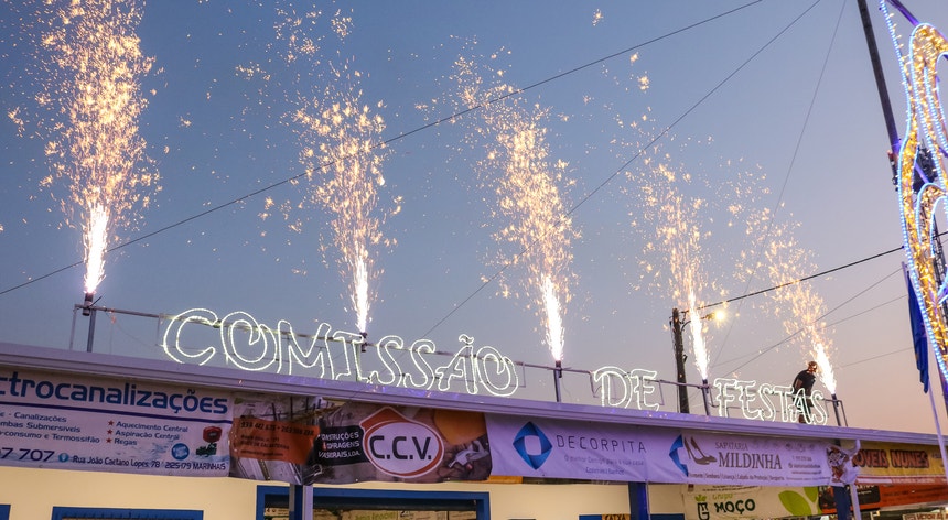 Festas de Marinhais antecipam fogo de artifício para contornar proibição do Governo