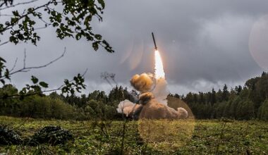 A Ucrânia não está a conseguir contrariar os novos mísseis balísticos melhorados da Rússia