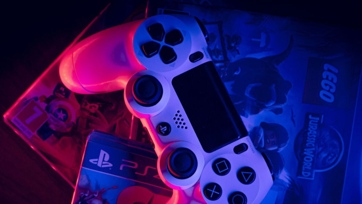 4 jogos de PS4/PS5 que estão agora ao "preço da chuva": por tempo limitado!