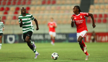 Liga Revelação: Benfica vence dérbi frente ao Sporting com reviravolta na segunda parte