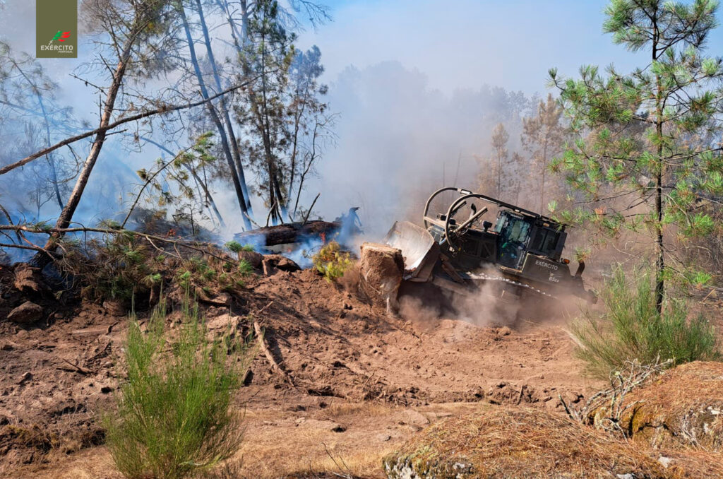 Exército está por todo o minho a combater incêndios