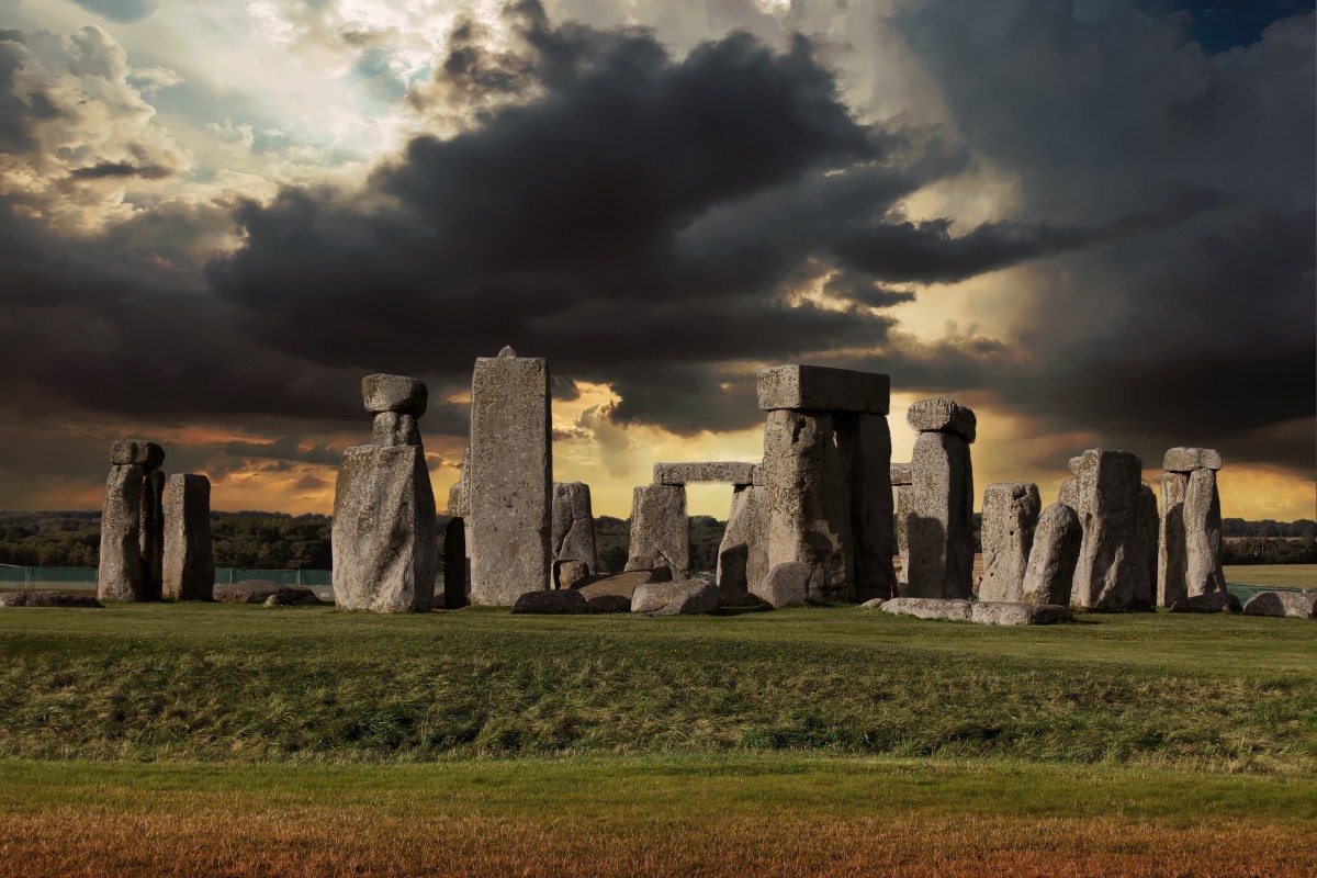 O dente de uma vaca desvenda o maior mistério de Stonehenge: de onde vieram as pedras