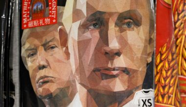 Encontro trilateral com Zelensky e Putin será obrigatório após cimeira no Alasca, defende Trump