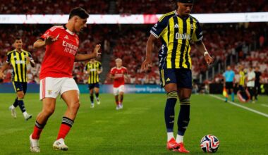 Benfica: Nice negoceia empréstimo de Tiago Gouveia