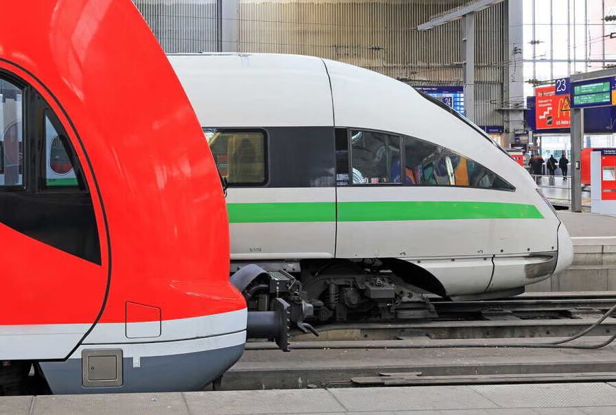 Comboios chegam atrasados, presidente da Deutsche Bahn foi demitido