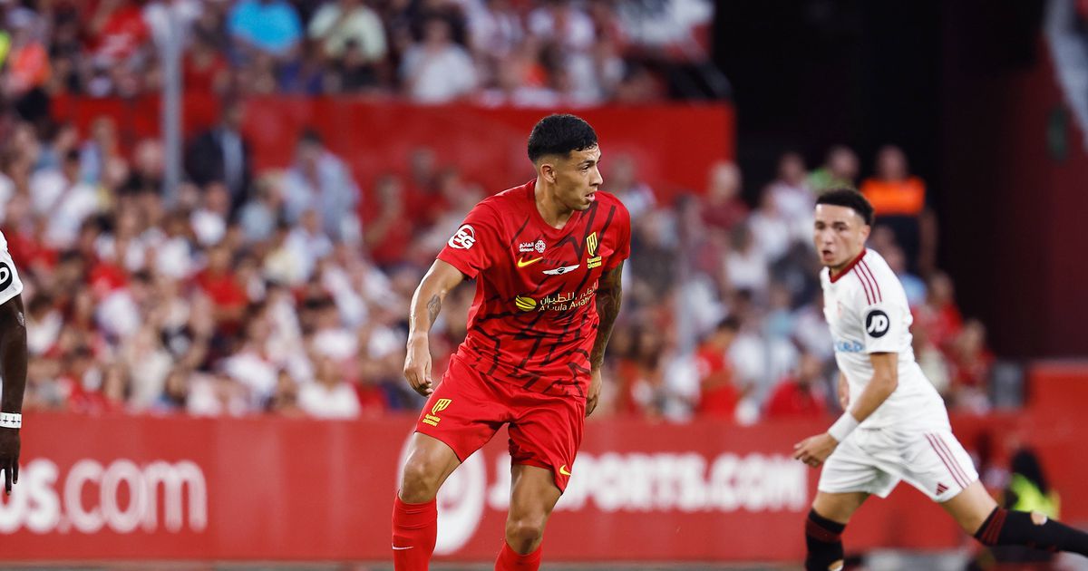 Ex-alvo de Benfica e FC Porto fechado no Leverkusen
