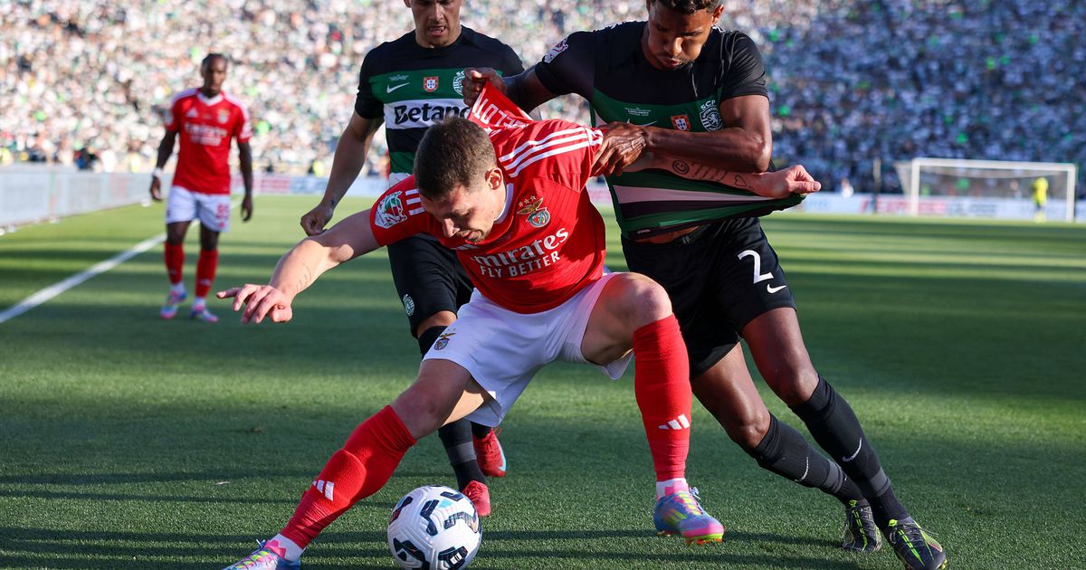 Benfica multado por críticas à arbitragem da final da Taça