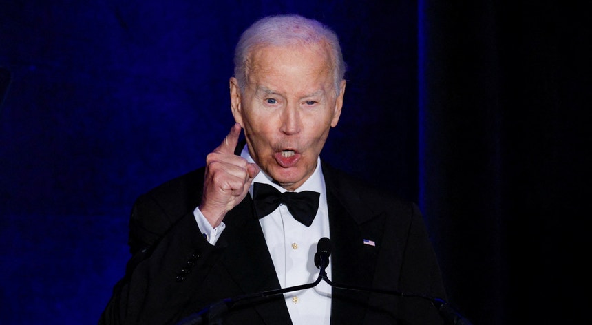 "Estes são dias negros". Joe Biden avisa que EUA enfrentam "luta existencial"