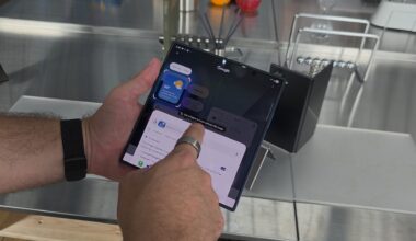 Galaxy Z Fold 7: Usuário transmite teste de durabilidade ao vivo e promete 200 mil dobras - TudoCelular.com