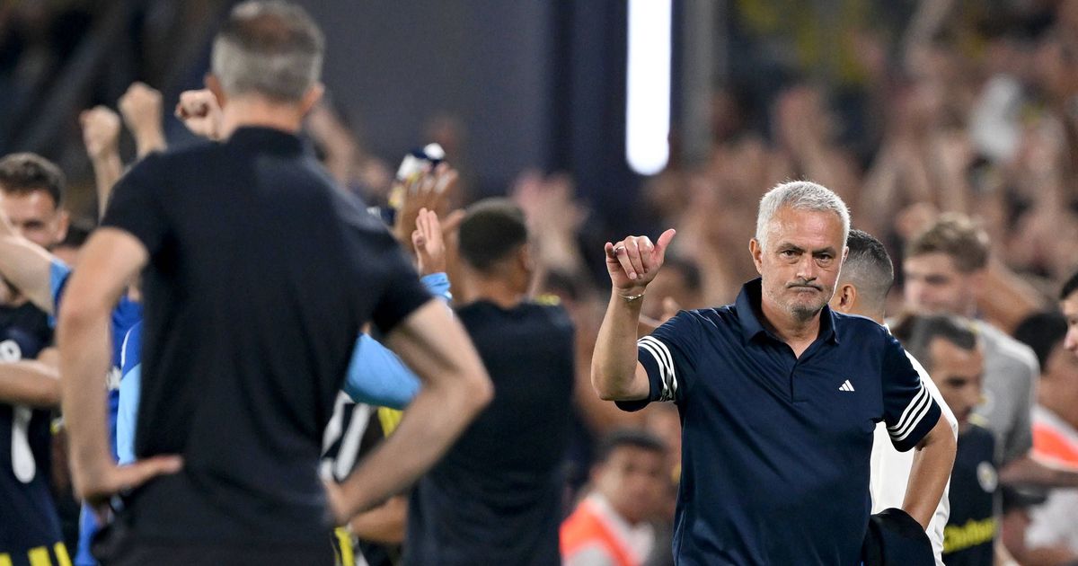 Mourinho antevê duelo difícil: «Benfica gastou quantia incrível para reforçar a equipa...»