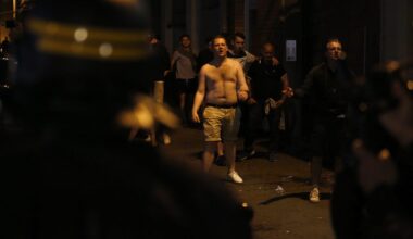 extrema-esquerda começou a atacar zonas residenciais na Alemanha. Tem 3 alvos