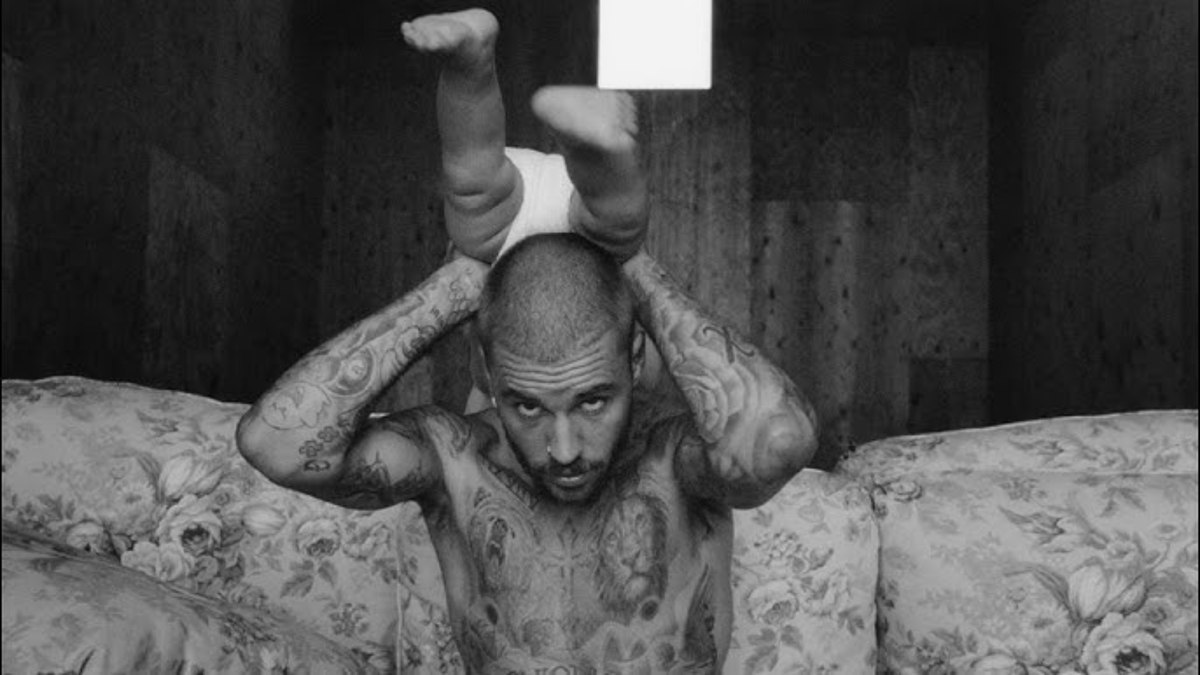 Justin Bieber lança clipe de 'Yukon' com cenas fofas do filho