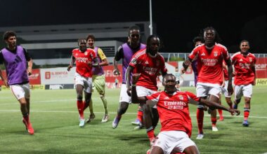 Benfica perdia 0-2 ao intervalo, mas venceu Sporting na Liga Revelação