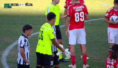 Portimonense teve os dois guarda-redes expulsos frente ao Benfica B. E ainda venceu