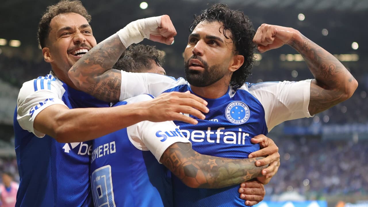 Palmeiras comemora gol de Felipe Anderson contra o Botafogo (Foto: Jorge Rodrigues/AGIF)