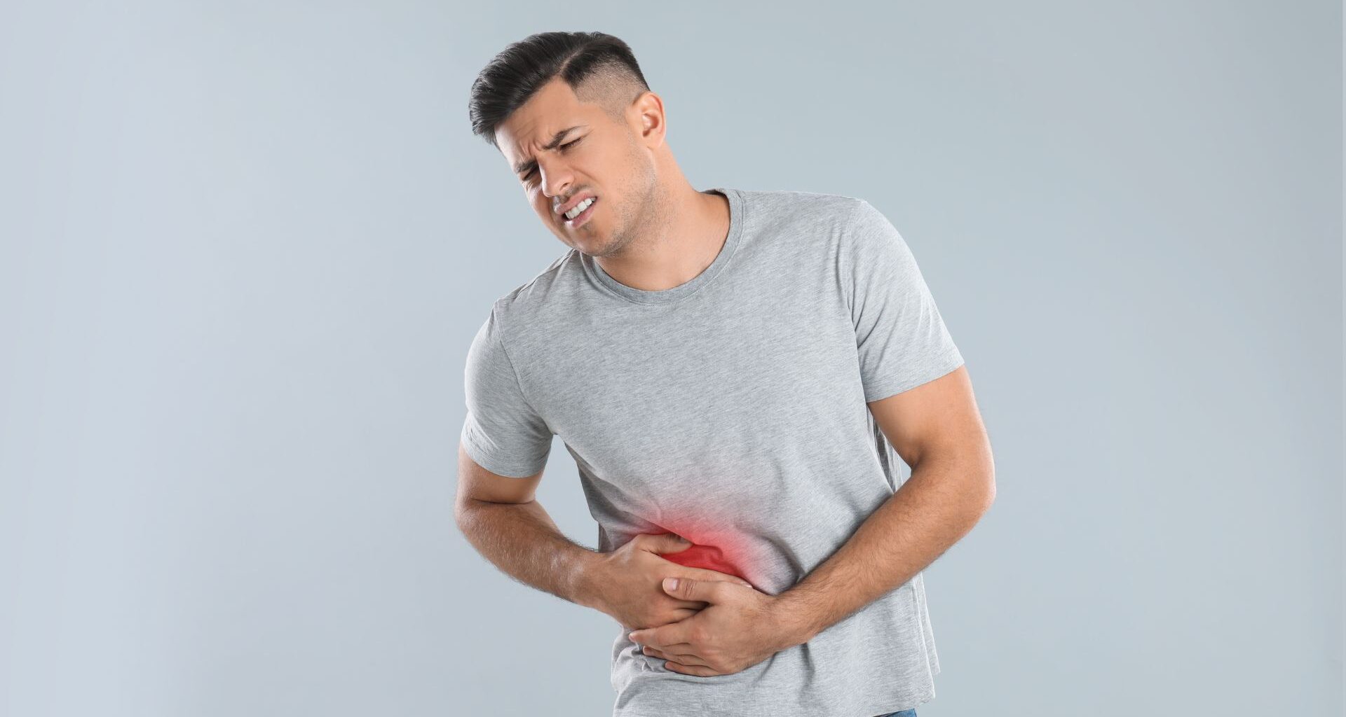 Câncer de fígado deve atingir 1,5 milhão de casos até 2050, impulsionado por fatores como obesidade, álcool e hepatites.