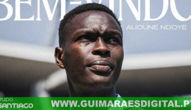 Vitória oficializa Alioune Ndoye com contrato por quatro épocas