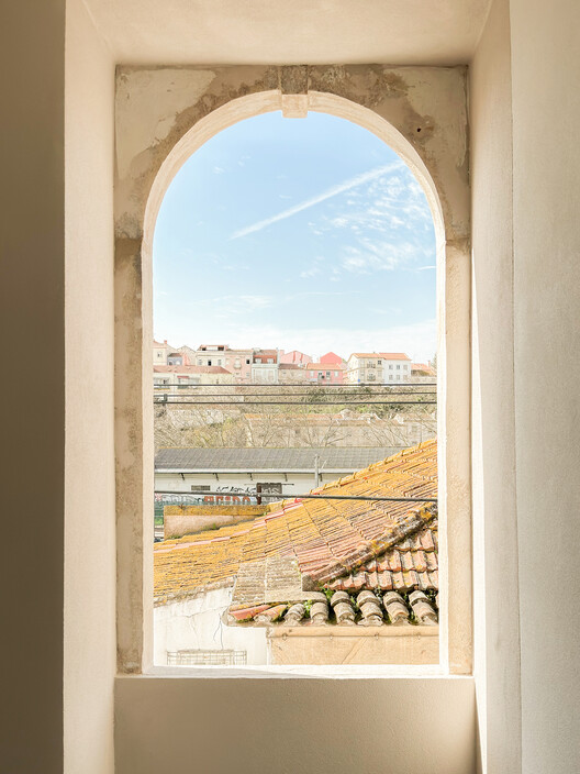 Edifício Residencial Montisnava / António Costa Lima Arquitectos - Fotografia de Interiores, Arco, Arcada