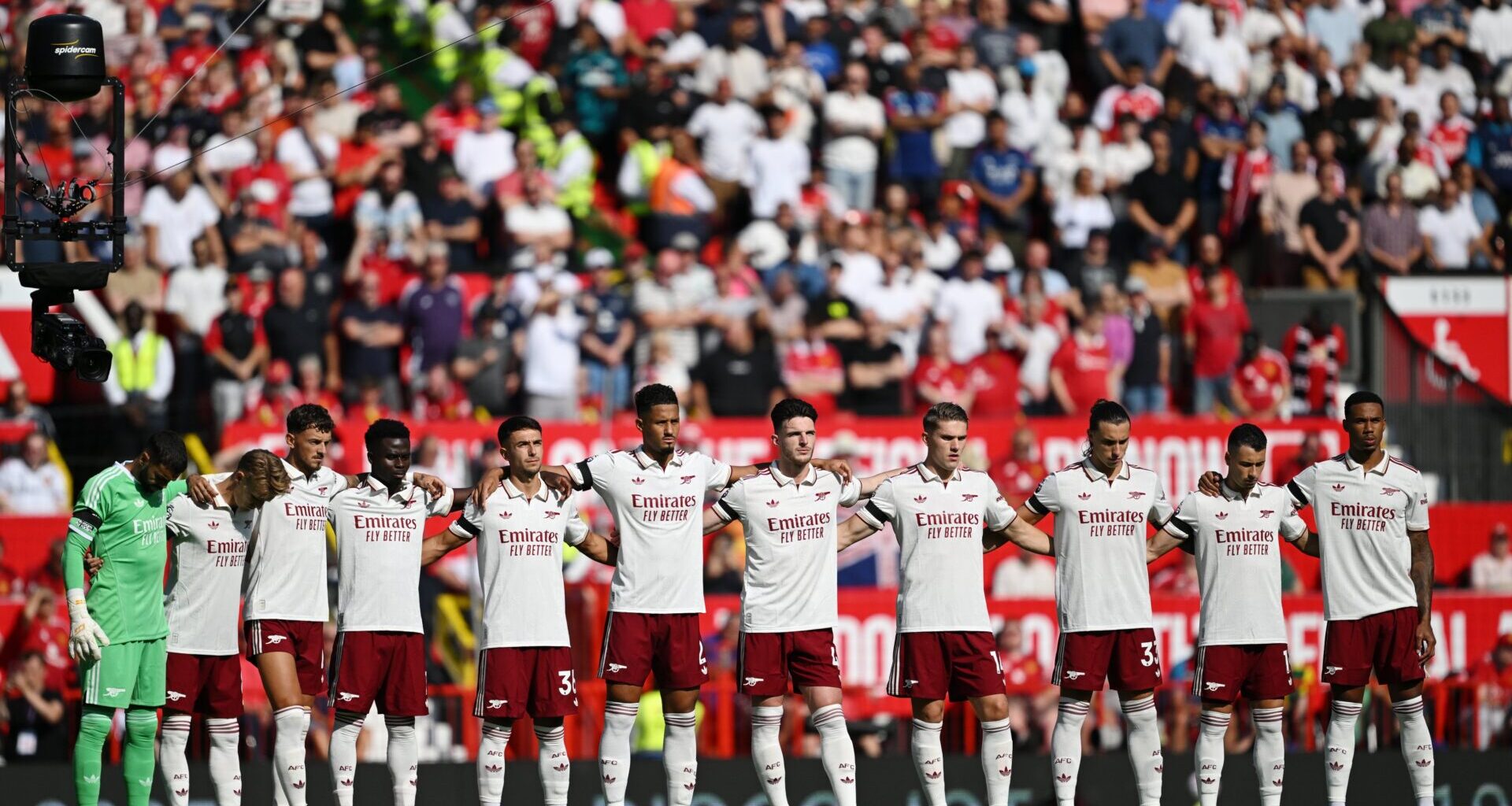 Arsenal poderia incluir alvo do FC Porto em negócio com o Crystal Palace