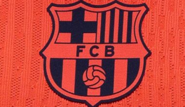 Barcelona abre as portas de saída a antigo alvo do FC Porto