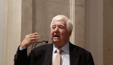 Medidas da reforma laboral são "justificadas", diz Catroga
